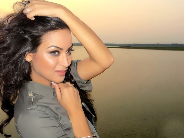 Maryam Zakaria Maryam Zakaria HQ Wallpapers Maryam Zakaria Wallpapers