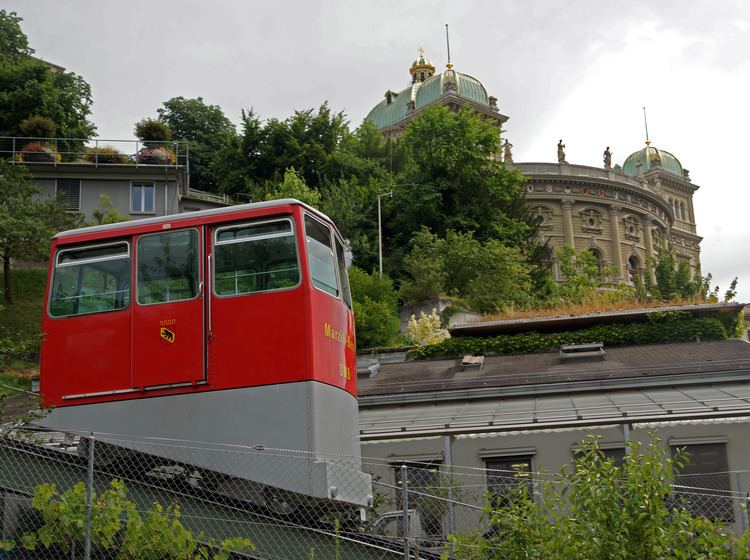 Marzilibahn funicular FileMarzilibahn 2010 Wagen vor Bundeshausjpg Wikimedia Commons