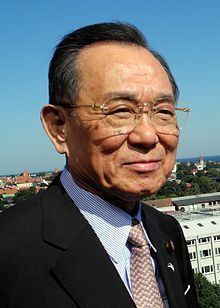 Masaaki Yamazaki httpsuploadwikimediaorgwikipediacommonsthu