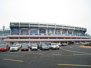 Masan Stadium httpsuploadwikimediaorgwikipediacommonsthu