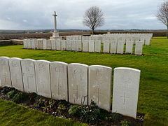 Masnieres British Commonwealth War Graves Commission Cemetery httpsuploadwikimediaorgwikipediacommonsthu