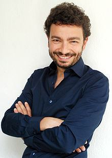 Massimo Polidoro httpsuploadwikimediaorgwikipediacommonsthu