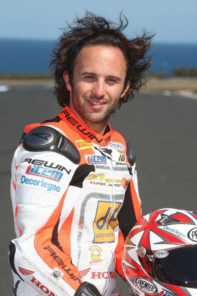 Massimo Roccoli SUPERSPORT ROUND AUSTRALIA MASSIMO ROCCOLI E39 CARICO PER