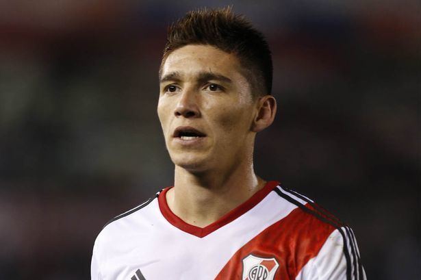 Matías Kranevitter Manchester City eyeing River Plate midfielder Matias Kranevitter as