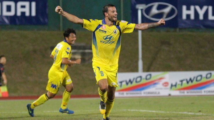 Mateo Roskam SLeague Roskam strikes in Tampines hardearned win over
