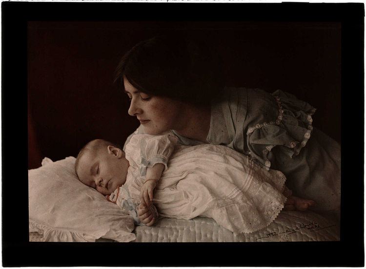 Maternal sensitivity