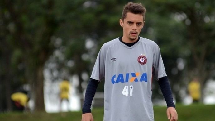 Matheus Ribeiro AtlticoGO contrata lateral Matheus Ribeiro para a disputa do Goiano