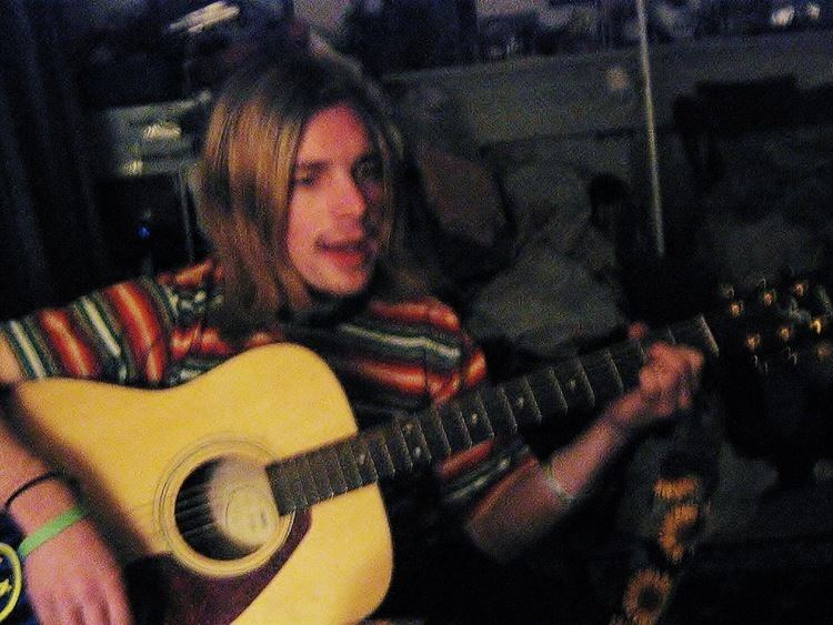 Matt Bowen (musician) TOP MUSICIAN MATT BOWEN LOOKS LIKE KURT COBAIN