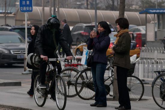 Matt Hope English artist in Beijing invents quotbreathing bicyclequot to