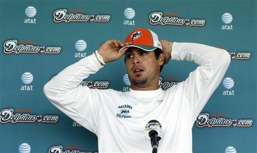 Matt Moore (American football) Quarterback Matt Moore settles in with the Miami Dolphins