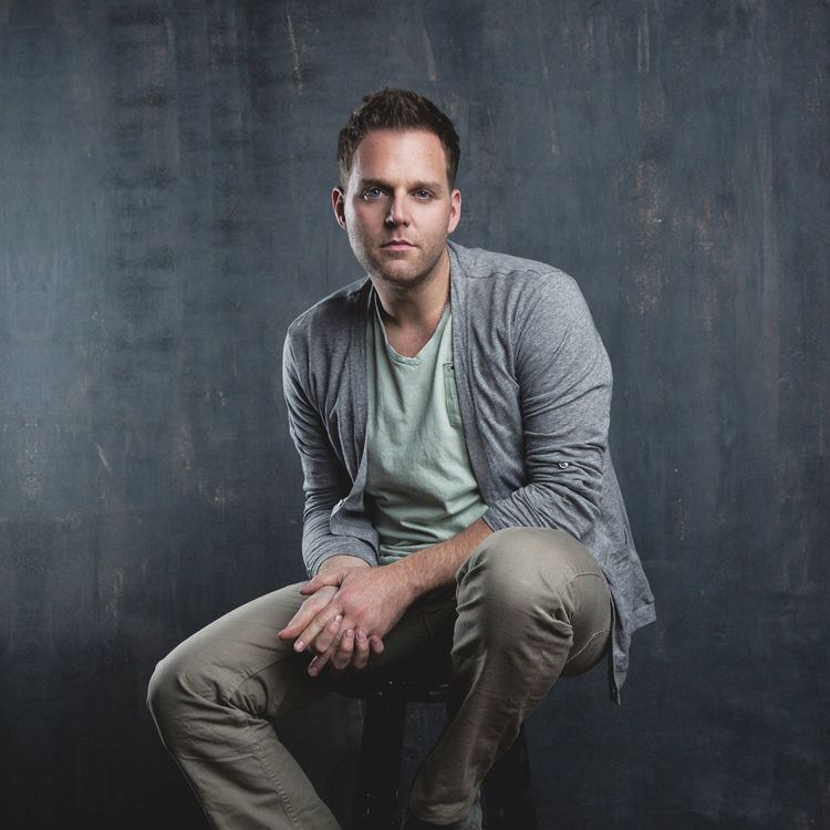 Matthew West Review Matthew West tugs at the heart with new single 39Do