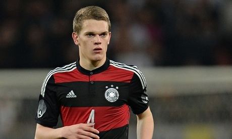 Matthias Ginter Football transfer rumours Matthias Ginter to Arsenal