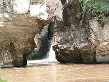 Mau-Mau Cave httpsuploadwikimediaorgwikipediacommonsthu