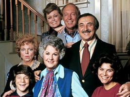 Maude (TV series) 1000 images about Favourite Comedy TV Shows on Pinterest Little