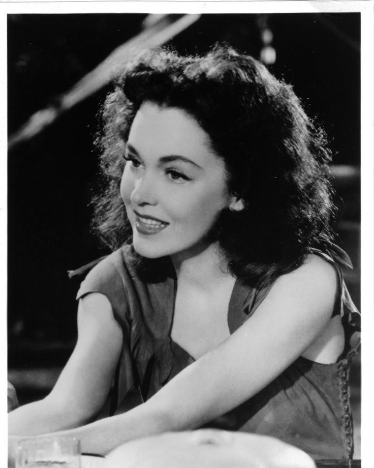 Maureen O'Sullivan 1000 ideas about Maureen O39sullivan on Pinterest Tarzan movie