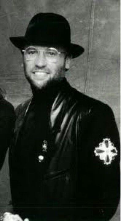 Maurice Gibb 49 best RIP Maurice Gibb images on Pinterest Andy gibb The bee