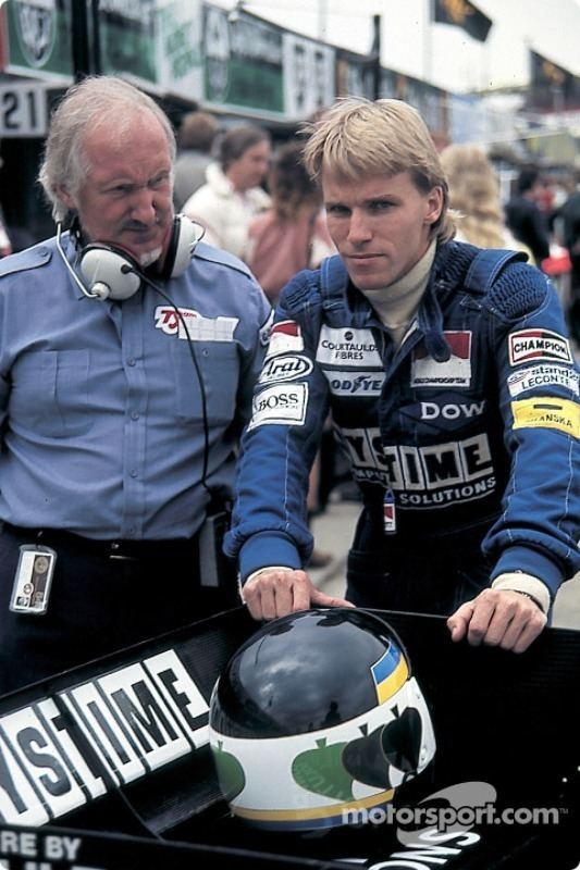 Maurice Philippe Stefan Johansson with Tyrrell designer Maurice Philippe at British GP