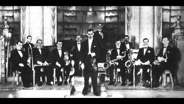Maurice Winnick Maurice Winnick and his Band So Ashamed 1932 YouTube