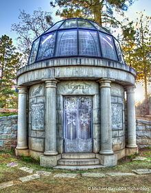 Mausoleum httpsuploadwikimediaorgwikipediacommonsthu