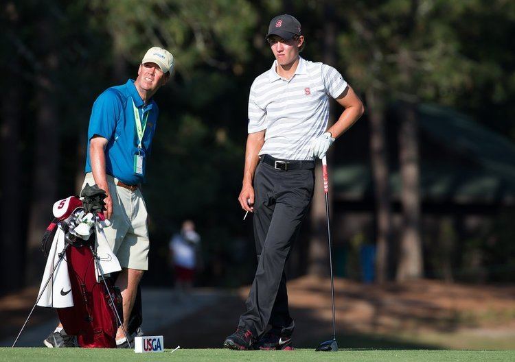 Maverick McNealy Maverick McNealy Makes His US Open Debut With Father as Caddie