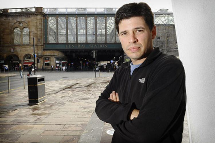 Max Brooks World War Z novelist says the movie kept his title 39and