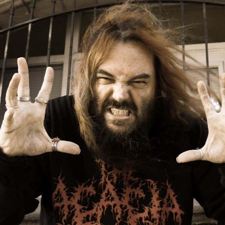 Max Cavalera 8tracks radio Max Cavalera 11 songs free and music