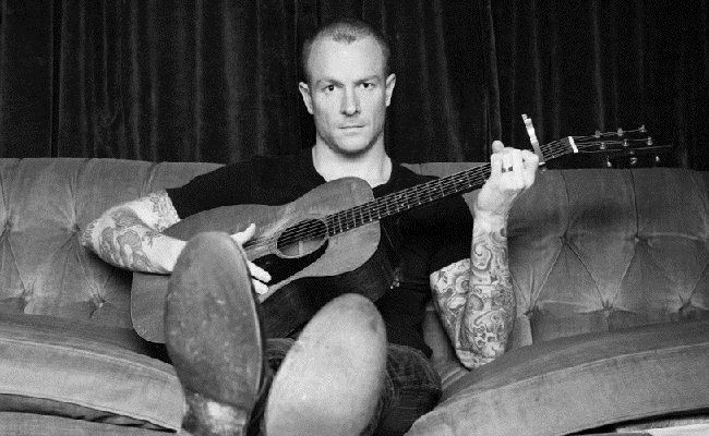 Max Collins (musician) This Lonely Life An Interview with Max Collins of Eve 6 PopMatters