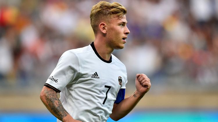 Max Meyer (footballer) Serge Gnabry Max Meyer lead talented Germany side into Olympic