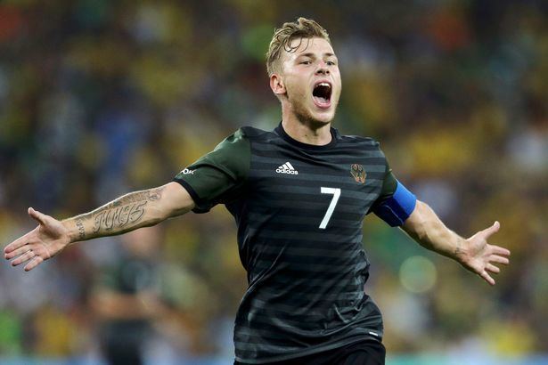 Max Meyer (footballer) Liverpool set to join Tottenham and Everton in transfer scrap over
