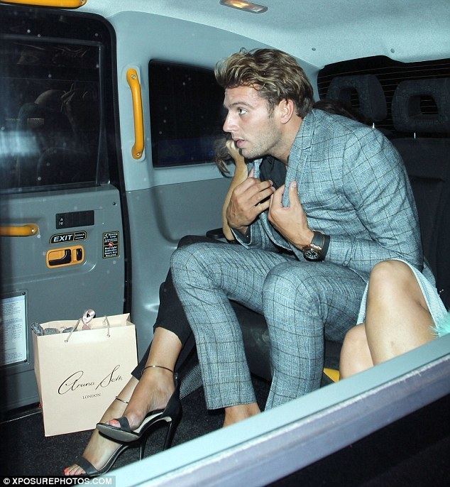 Max Morley TOWIE39s Jess Wright gets cab with Love Island39s Max Morley
