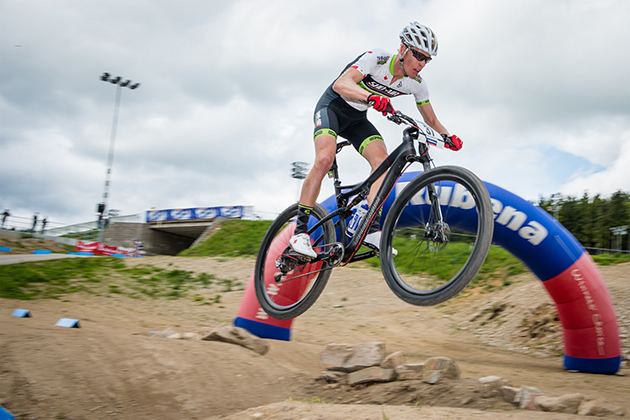 Max Plaxton Max Plaxton Joins Cannondale Factory Racing as the Team