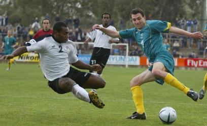 Max Vieri Fairfax Photos Max Vieri evades the challenge