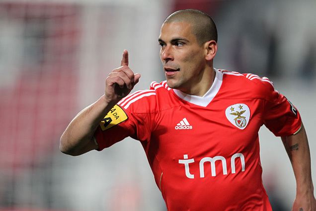 Maxi Pereira LFC Online 8 Maxi Pereira Benfica