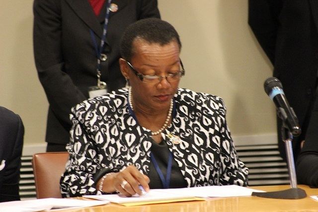 Maxine McClean Barbados Foreign Minister Hon Maxine McClean addresses the Plenary