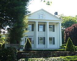 Maxwell E. Perkins House httpsuploadwikimediaorgwikipediacommonsthu