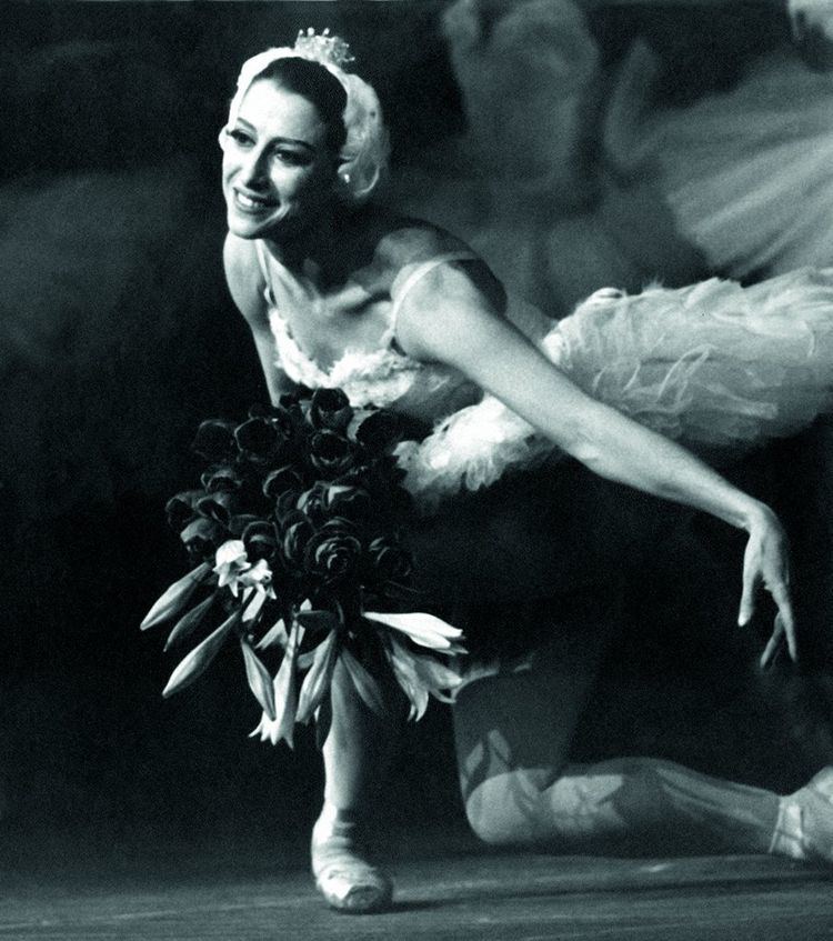 Maya Plisetskaya Maya Plisetskaya the prima ballerina who ran her own race