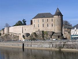 Mayenne, Mayenne httpsuploadwikimediaorgwikipediacommonsthu
