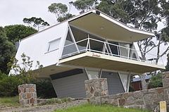 McCraith House httpsuploadwikimediaorgwikipediacommonsthu
