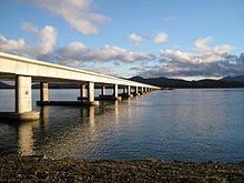 Mcgees Bridge httpsuploadwikimediaorgwikipediacommonsthu
