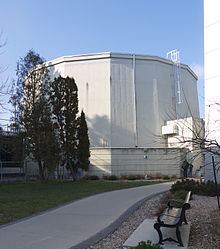 McMaster Nuclear Reactor httpsuploadwikimediaorgwikipediacommonsthu