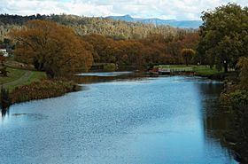 Meander River (Tasmania) httpsuploadwikimediaorgwikipediacommonsthu