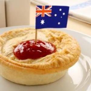 Meat pie (Australia and New Zealand) httpssmediacacheak0pinimgcomoriginalsd1