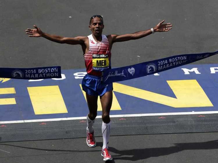 Meb Keflezighi Meb Keflezighi Wins Boston Marathon Business Insider