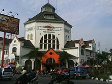 Medan Post Office httpsuploadwikimediaorgwikipediacommonsthu