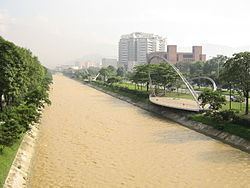 Medellín River httpsuploadwikimediaorgwikipediacommonsthu