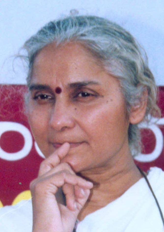 Medha Patkar, 2002 (cropped).jpg