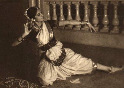 Medha Yodh Profiles A tribute to Medha Yodh a dance legend 19272007