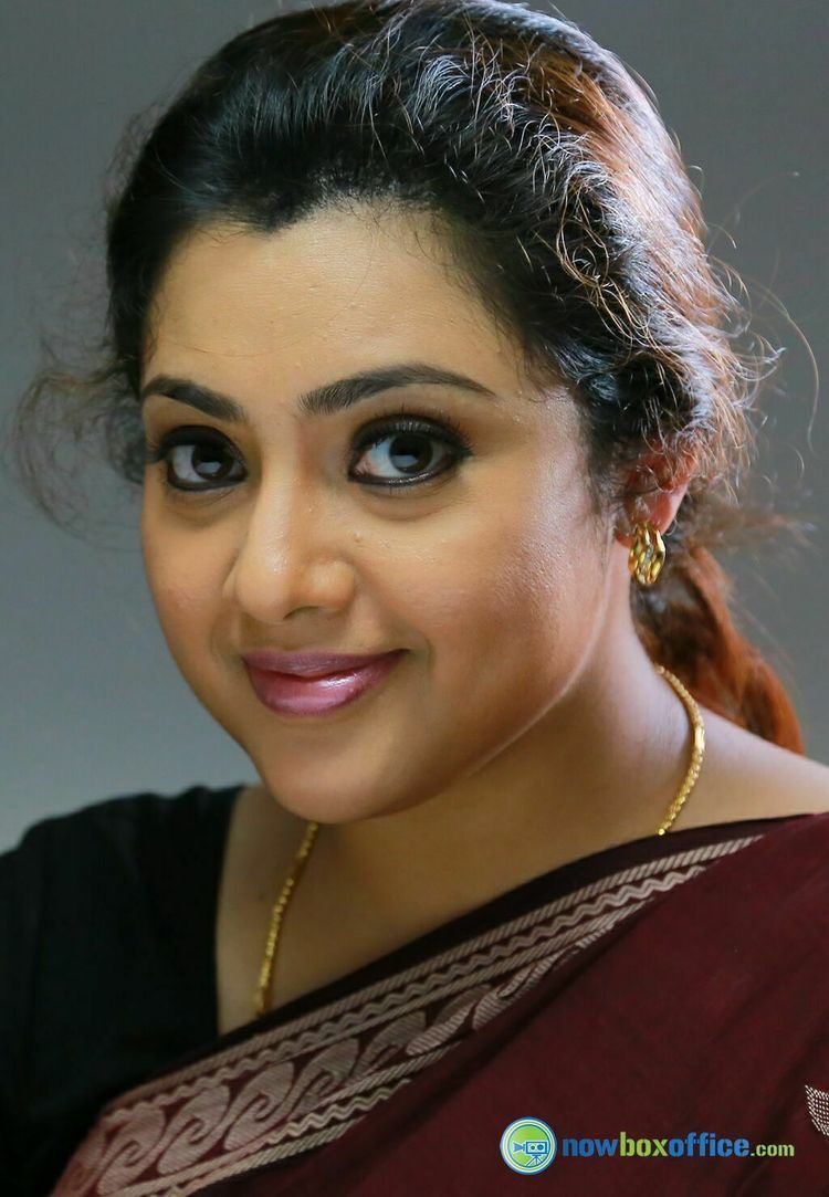 Meena (actress) wwwhotstarzinfowpcontentuploads201507Meena