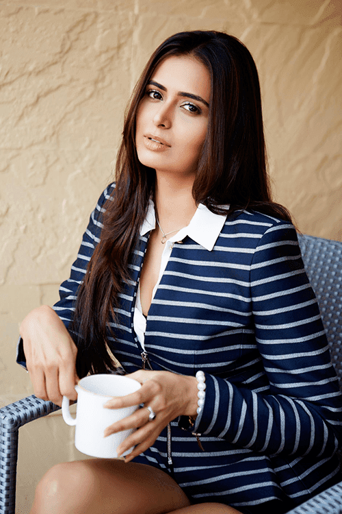 Meenaskhi Dixit Photoshoot Meenaskhi Dixit never seen before photos