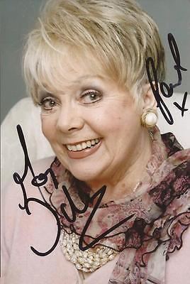 Meg Johnson Meg Johnson Emmerdale Pearl Ladderbanks Hand Signed Autograph Photo